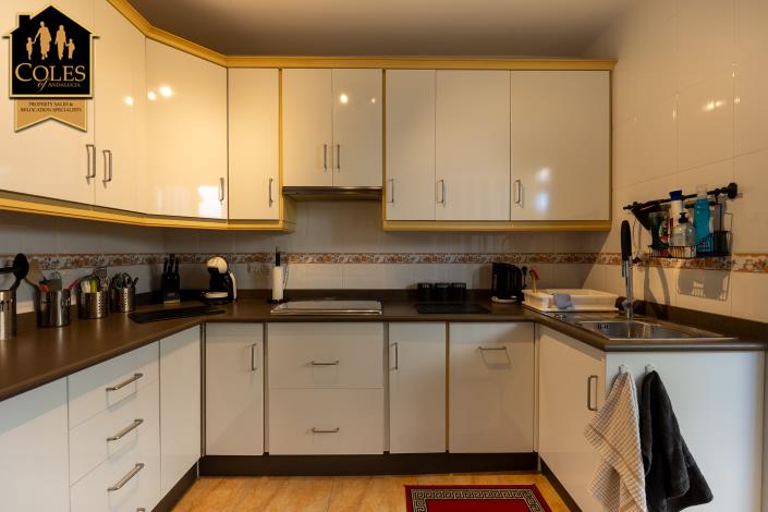 Image No.11-3 Bed Townhouse for sale