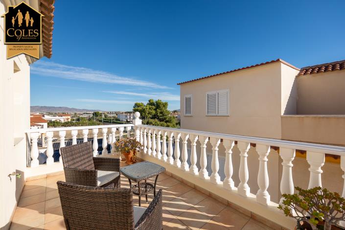 Image No.33-3 Bed Townhouse for sale