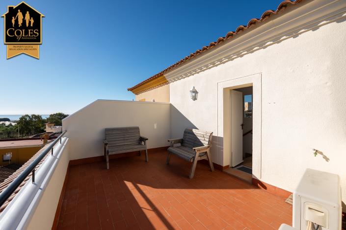 Image No.39-3 Bed Townhouse for sale