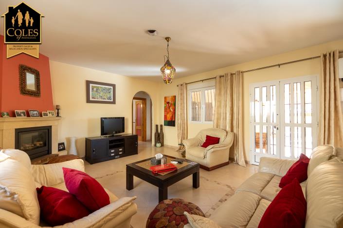 Image No.9-4 Bed Villa / Detached for sale