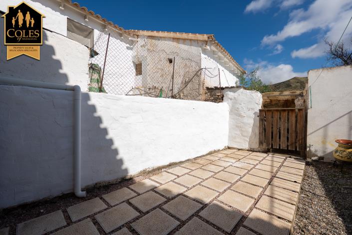 Image No.25-2 Bed Village House for sale