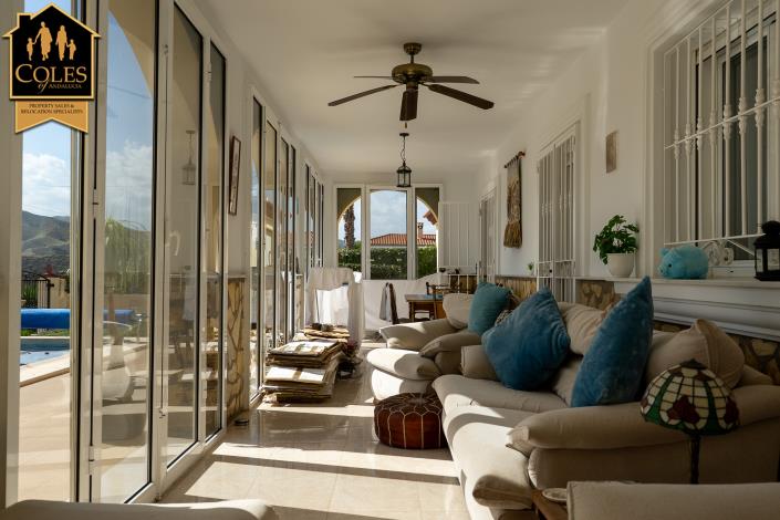 Image No.14-4 Bed Villa / Detached for sale