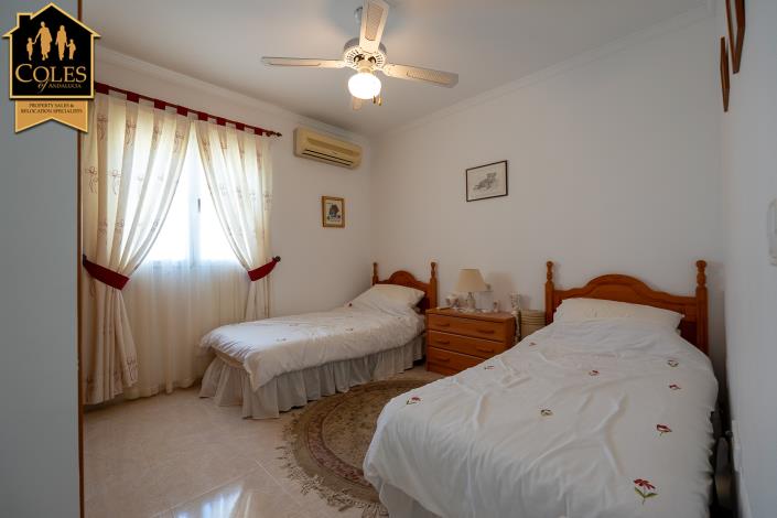 Image No.30-4 Bed Villa / Detached for sale