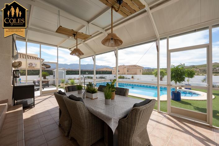 Image No.3-3 Bed Villa / Detached for sale