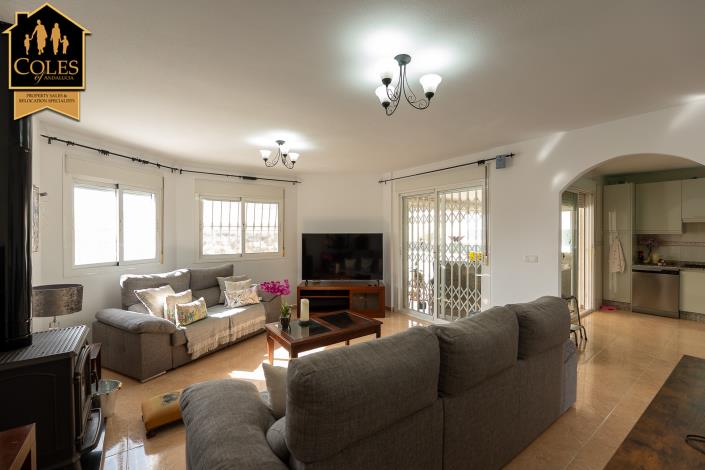 Image No.17-3 Bed Villa / Detached for sale