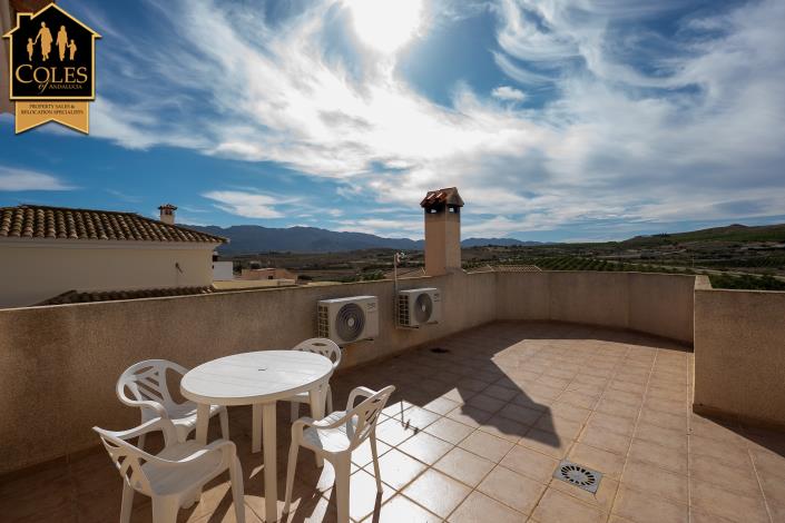 Image No.37-3 Bed Villa / Detached for sale