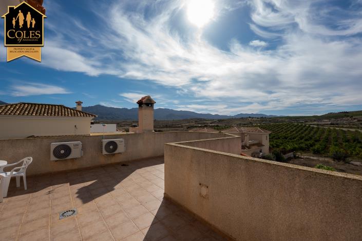 Image No.39-3 Bed Villa / Detached for sale