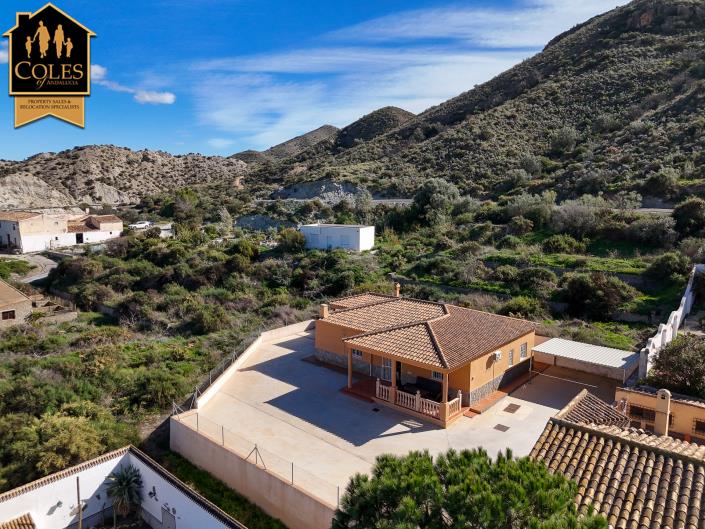 Image No.5-3 Bed Villa / Detached for sale