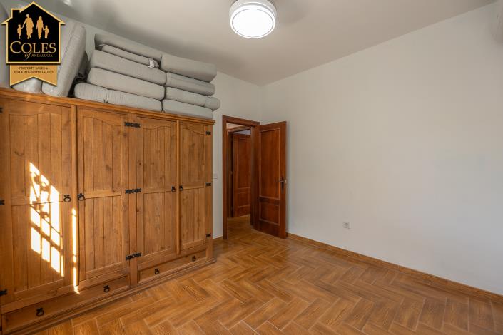 Image No.20-3 Bed Villa / Detached for sale