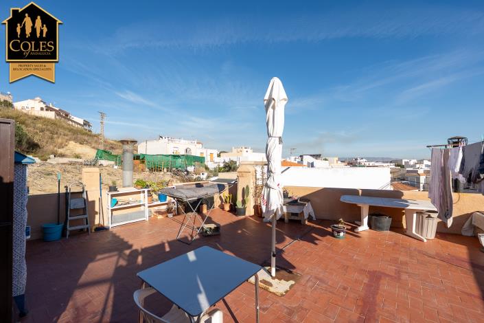 Image No.4-4 Bed Townhouse for sale