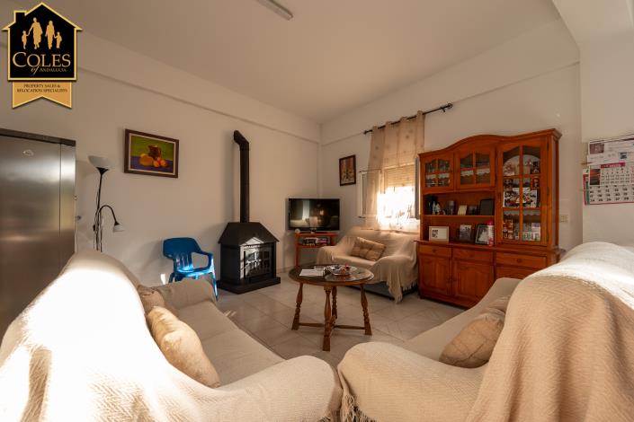 Image No.10-4 Bed Townhouse for sale