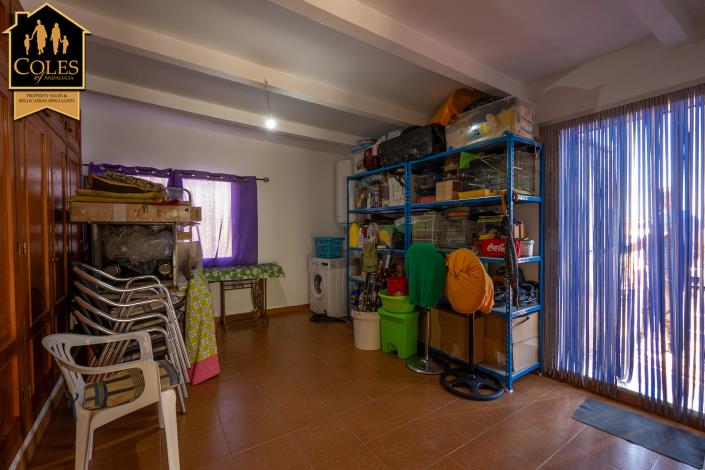 Image No.29-4 Bed Townhouse for sale