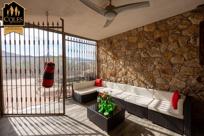 Image No.3-5 Bed Villa / Detached for sale