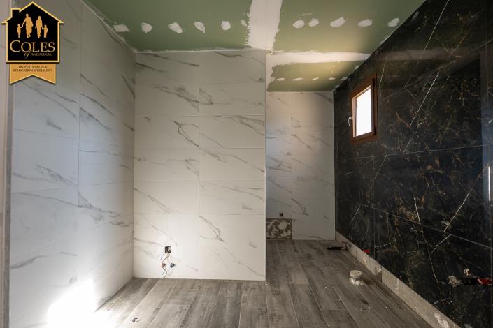 Image No.14-5 Bed Villa / Detached for sale