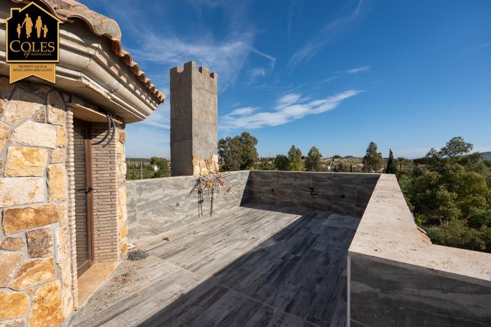 Image No.26-5 Bed Villa / Detached for sale