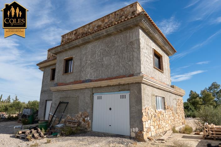 Image No.27-5 Bed Villa / Detached for sale