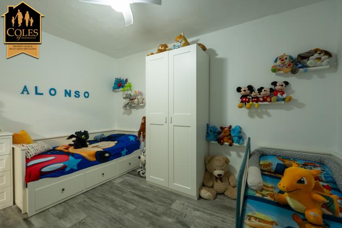 Image No.34-5 Bed Villa / Detached for sale