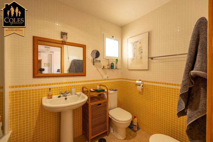 Image No.13-2 Bed Apartment for sale