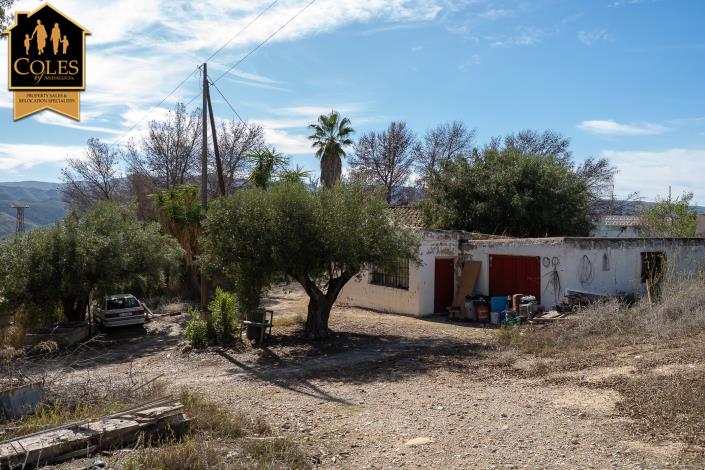 Image No.6-4 Bed Villa / Detached for sale