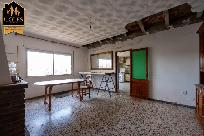 Image No.12-4 Bed Villa / Detached for sale