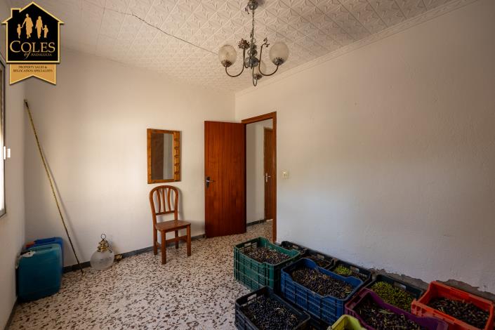 Image No.18-4 Bed Villa / Detached for sale