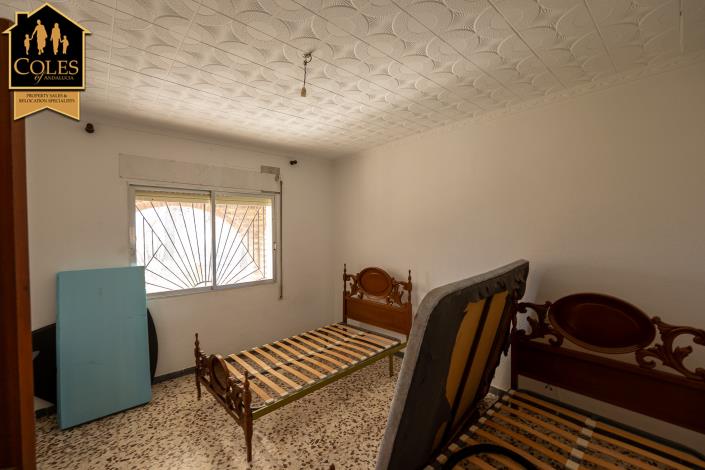 Image No.24-4 Bed Villa / Detached for sale