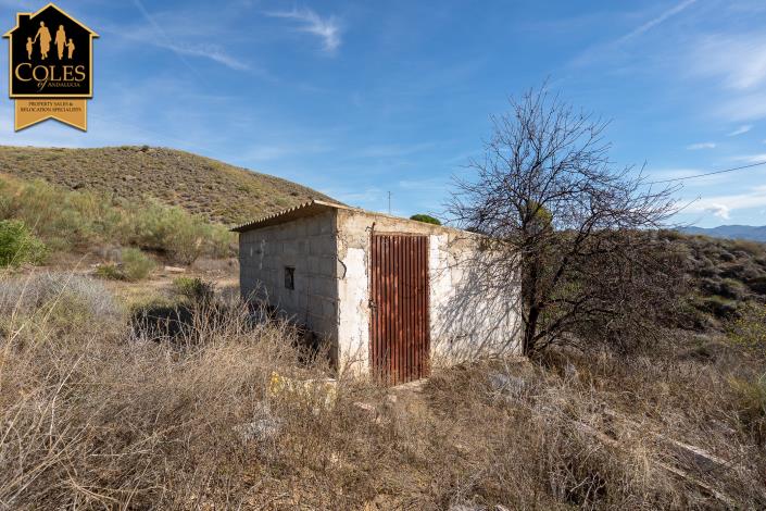 Image No.35-4 Bed Villa / Detached for sale