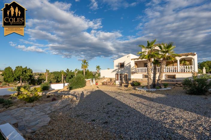 Image No.7-5 Bed Villa / Detached for sale