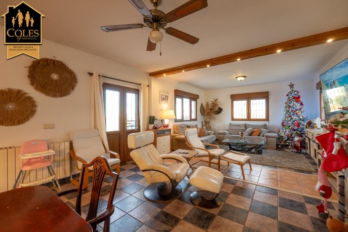 Image No.18-5 Bed Villa / Detached for sale