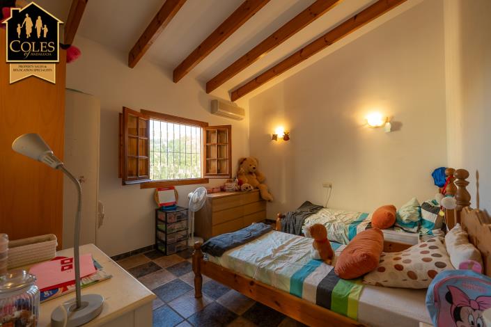 Image No.19-5 Bed Villa / Detached for sale