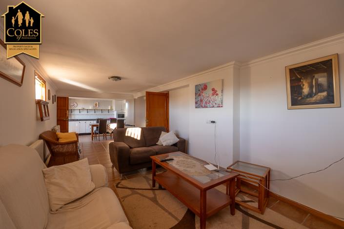 Image No.23-5 Bed Villa / Detached for sale