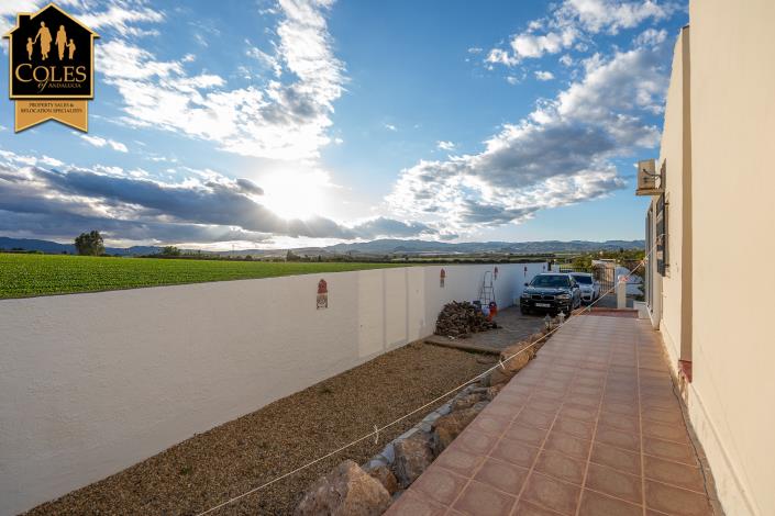 Image No.46-5 Bed Villa / Detached for sale