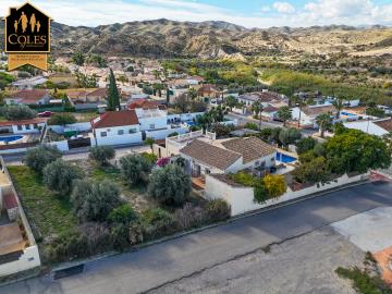 Cole's of Andalucia most sold property