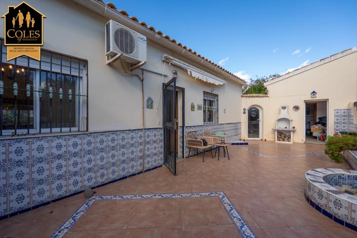 Image No.12-4 Bed Villa for sale