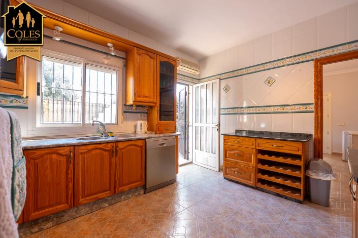 Image No.14-4 Bed Villa for sale