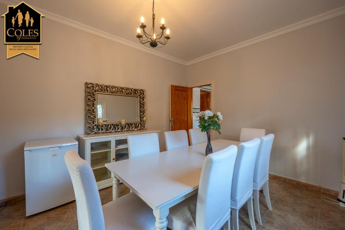 Image No.17-4 Bed Villa for sale