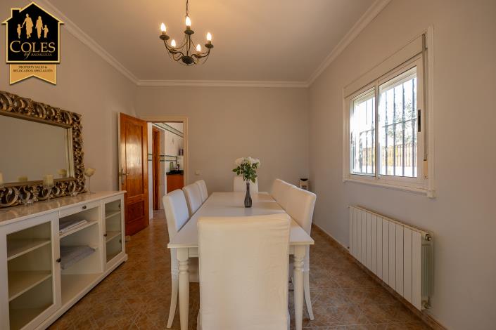 Image No.20-4 Bed Villa for sale