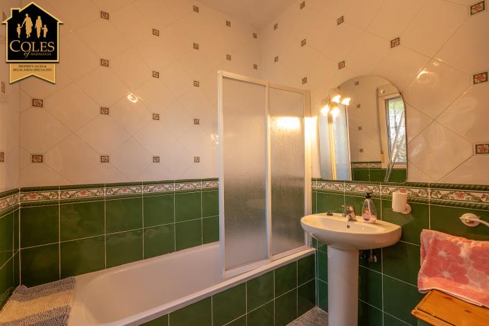 Image No.22-4 Bed Villa for sale