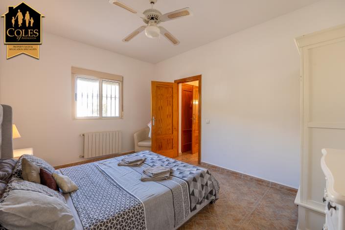 Image No.24-4 Bed Villa for sale