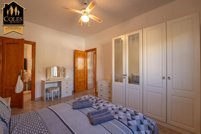 Image No.29-4 Bed Villa for sale