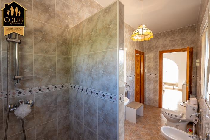 Image No.31-4 Bed Villa for sale