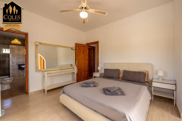 Image No.33-4 Bed Villa for sale