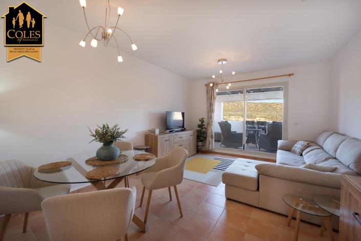 Image No.9-2 Bed Townhouse for sale