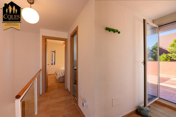 Image No.24-2 Bed Townhouse for sale