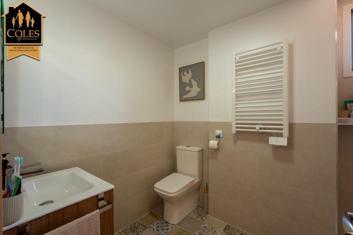 Image No.29-2 Bed Townhouse for sale