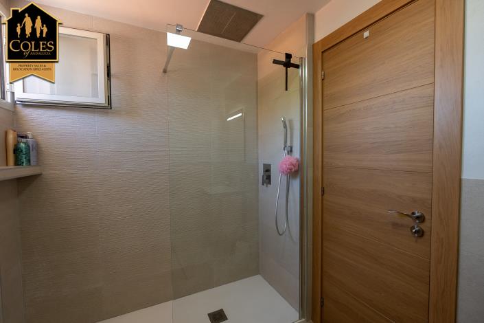 Image No.30-2 Bed Townhouse for sale