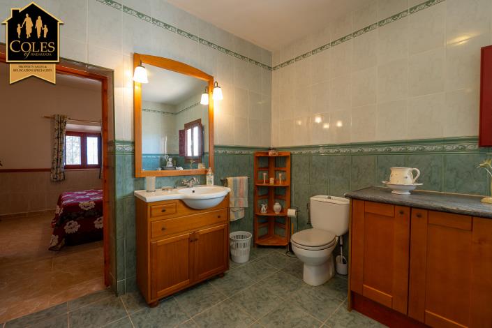 Image No.9-3 Bed Cortijo for sale