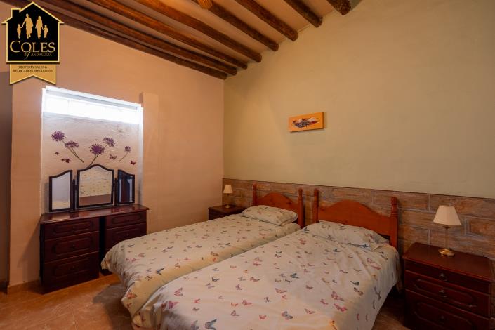 Image No.15-3 Bed Cortijo for sale