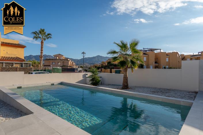 Image No.3-2 Bed Villa / Detached for sale