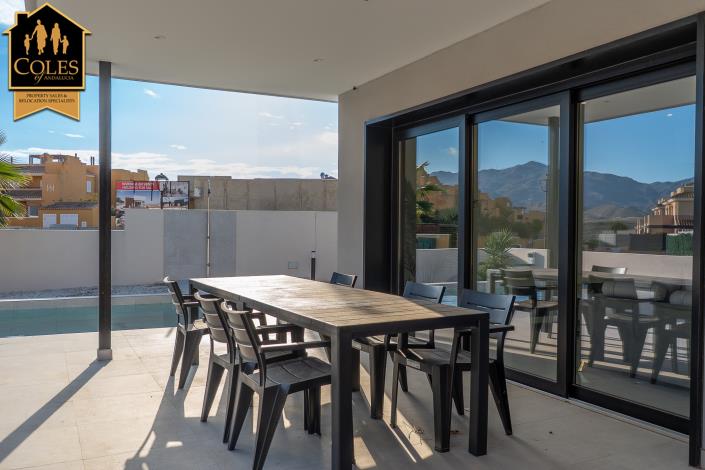 Image No.7-2 Bed Villa / Detached for sale